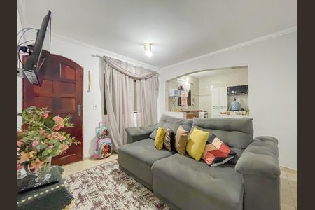 Casa à venda com 220m², 3 quartos e 2 vagas Casa à venda com 220m², 3 quartos e 2 vagasSala (Casa 1)