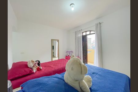 Casa à venda com 220m², 3 quartos e 2 vagas Casa à venda com 220m², 3 quartos e 2 vagasQuarto 1 (Casa 1)
