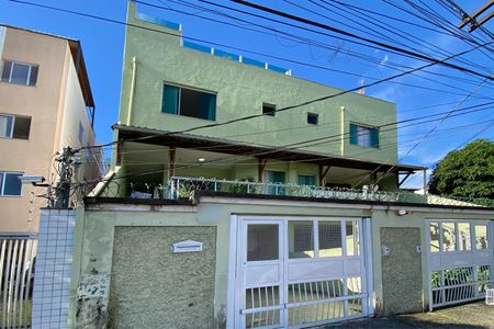 Casa para alugar com 300m², 4 quartos e 4 vagas Casa para alugar com 300m², 4 quartos e 4 vagasFachada