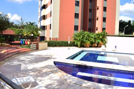 Apartamento para alugar com 79m², 2 quartos e 2 vagasÁrea comum - Piscina