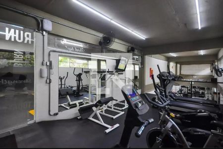 Apartamento à venda com 62m², 3 quartos e 2 vagas Apartamento à venda com 62m², 3 quartos e 2 vagasAcademia