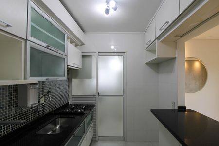 Apartamento à venda com 62m², 3 quartos e 2 vagas Apartamento à venda com 62m², 3 quartos e 2 vagasCozinha