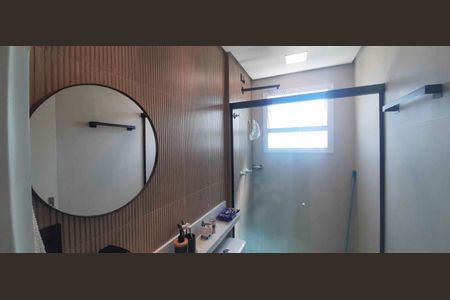 Apartamento à venda com 49m², 2 quartos e 1 vaga Apartamento à venda com 49m², 2 quartos e 1 vagaBanheiro