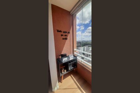 Apartamento à venda com 49m², 2 quartos e 1 vaga Apartamento à venda com 49m², 2 quartos e 1 vagaSacada