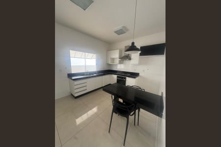 Cozinha de casa de condomínio para alugar com 3 quartos, 221m² em Gávea, Uberlândia