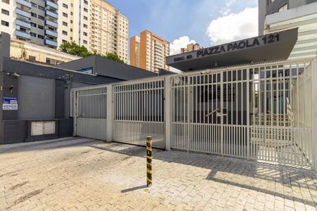 Apartamento à venda com 45m², 1 quarto e 1 vagaFachada + Plaquinha