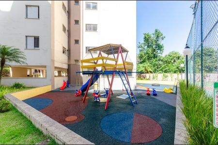 Apartamento à venda com 55m², 2 quartos e 1 vaga Apartamento à venda com 55m², 2 quartos e 1 vagaÁrea comum - Playground