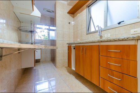 Apartamento à venda com 55m², 2 quartos e 1 vaga Apartamento à venda com 55m², 2 quartos e 1 vagaCozinha