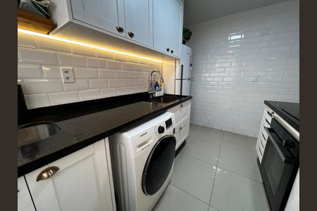 Apartamento à venda com 56m², 2 quartos e 1 vagaÁrea de serviço