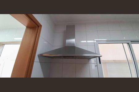 Casa de condomínio à venda com 180m², 4 quartos e 4 vagas Casa de condomínio à venda com 180m², 4 quartos e 4 vagasCozinha