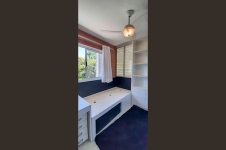 Casa de condomínio à venda com 180m², 4 quartos e 4 vagas Casa de condomínio à venda com 180m², 4 quartos e 4 vagasQuarto 2