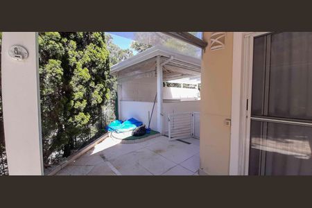 Casa de condomínio à venda com 180m², 4 quartos e 4 vagas Casa de condomínio à venda com 180m², 4 quartos e 4 vagasEspaço Gourmet