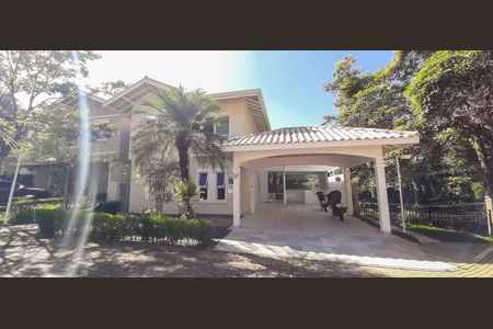 Casa de condomínio à venda com 180m², 4 quartos e 4 vagas Casa de condomínio à venda com 180m², 4 quartos e 4 vagasFachada da Casa