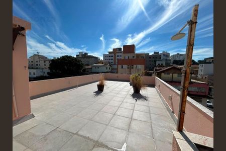 Apartamento à venda com 135m², 2 quartos e 2 vagas