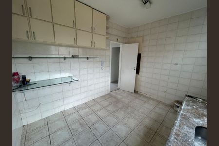 Foto 13 de apartamento à venda com 2 quartos, 135m² em União, Belo Horizonte
