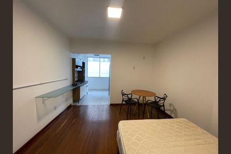 Studio para alugar com 26m², 1 quarto e sem vaga Studio para alugar com 26m², 1 quarto e sem vagaStudio