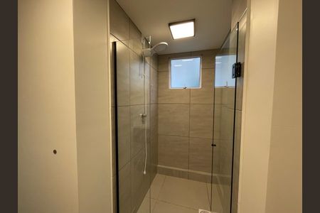 Studio para alugar com 26m², 1 quarto e sem vaga Studio para alugar com 26m², 1 quarto e sem vagaBanheiro social