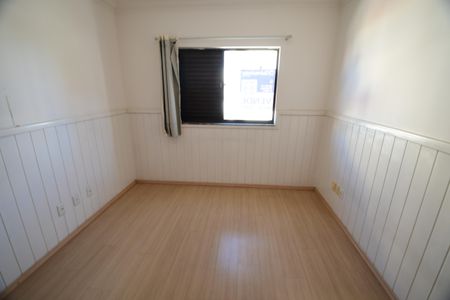 Apartamento à venda com 74m², 2 quartos e 1 vagaQuarto 2