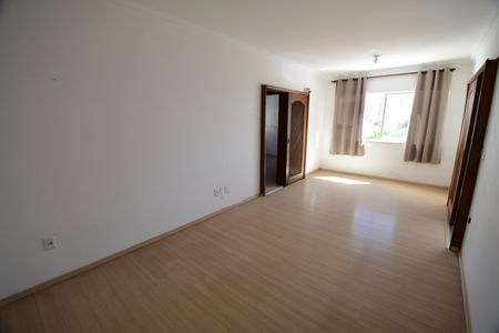 Sala de apartamento à venda com 2 quartos, 74m² em Cambuí, Campinas