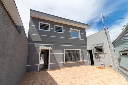 Casa à venda com 300m², 4 quartos e 4 vagasGaragem