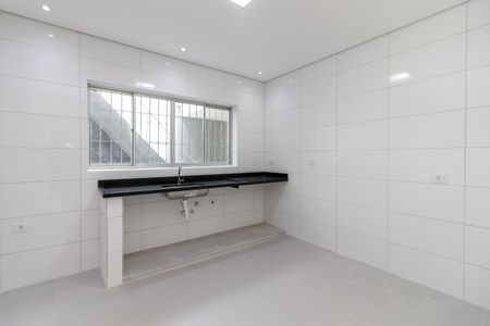 Casa à venda com 300m², 4 quartos e 4 vagasCozinha