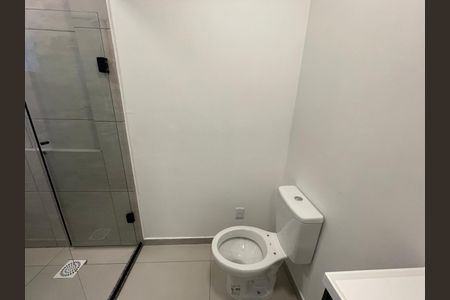 Studio para alugar com 26m², 1 quarto e sem vaga Studio para alugar com 26m², 1 quarto e sem vagaBanheiro social