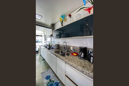 Apartamento à venda com 70m², 2 quartos e 1 vaga Apartamento à venda com 70m², 2 quartos e 1 vagaCozinha