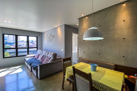 Apartamento à venda com 70m², 2 quartos e 1 vaga Apartamento à venda com 70m², 2 quartos e 1 vagaSala