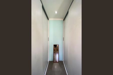 Apartamento à venda com 70m², 2 quartos e 1 vaga Apartamento à venda com 70m², 2 quartos e 1 vagaCloset do quarto 1