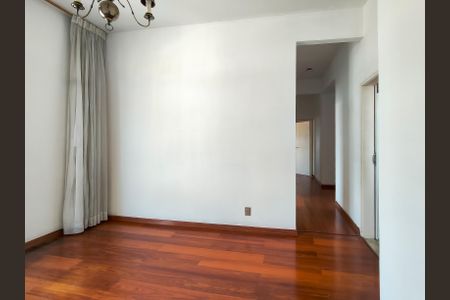 Apartamento para alugar com 61m², 2 quartos e 2 vagas Apartamento para alugar com 61m², 2 quartos e 2 vagasSala