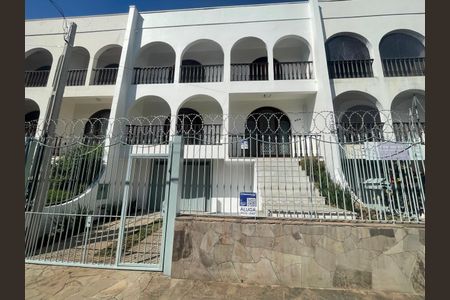 Studio para alugar com 21m², 1 quarto e sem vaga Studio para alugar com 21m², 1 quarto e sem vagaPlaca Cod.SWUA-239