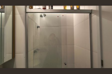 Apartamento à venda com 80m², 2 quartos e 1 vaga Apartamento à venda com 80m², 2 quartos e 1 vagaBanheiro da Suíte