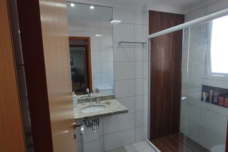 Apartamento para alugar com 65m², 2 quartos e 2 vagas Apartamento para alugar com 65m², 2 quartos e 2 vagasBanheiro da Suíte