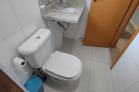 Apartamento para alugar com 65m², 2 quartos e 2 vagas Apartamento para alugar com 65m², 2 quartos e 2 vagasBanheiro