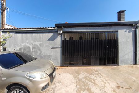 Casa à venda com 200m², 3 quartos e 2 vagasFachada 