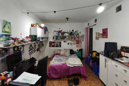 Casa à venda com 200m², 3 quartos e 2 vagasQuarto Suíte 2