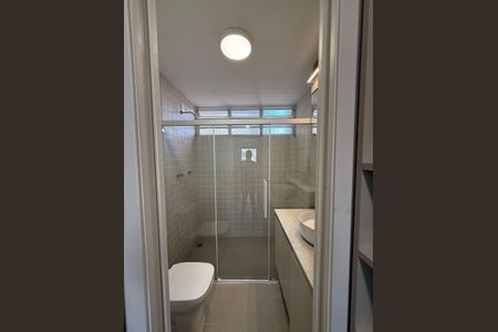 Apartamento para alugar com 86m², 2 quartos e 1 vaga Apartamento para alugar com 86m², 2 quartos e 1 vagaBanheiro 1