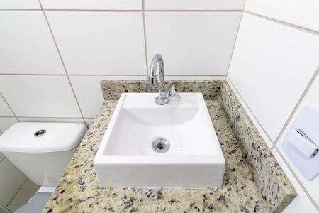 Apartamento para alugar com 48m², 2 quartos e 1 vaga Apartamento para alugar com 48m², 2 quartos e 1 vagaBanheiro