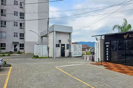 Apartamento para alugar com 48m², 2 quartos e 1 vaga Apartamento para alugar com 48m², 2 quartos e 1 vagaFachada e portaria