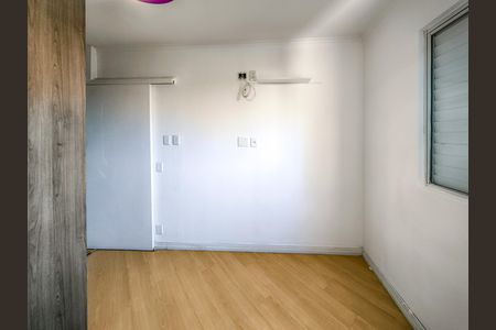 Apartamento à venda com 66m², 3 quartos e 2 vagas Apartamento à venda com 66m², 3 quartos e 2 vagasSuíte