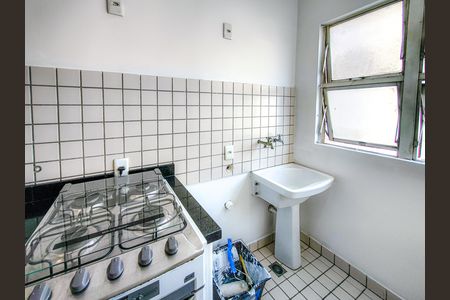 Apartamento à venda com 66m², 3 quartos e 2 vagas Apartamento à venda com 66m², 3 quartos e 2 vagasCozinha e Área de Serviço