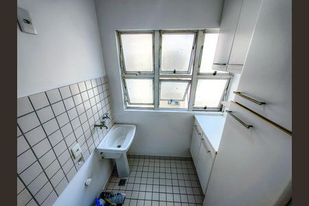 Apartamento à venda com 66m², 3 quartos e 2 vagas Apartamento à venda com 66m², 3 quartos e 2 vagasCozinha e Área de Serviço
