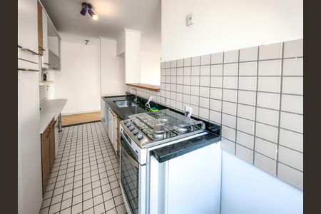 Apartamento à venda com 66m², 3 quartos e 2 vagas Apartamento à venda com 66m², 3 quartos e 2 vagasCozinha e Área de Serviço