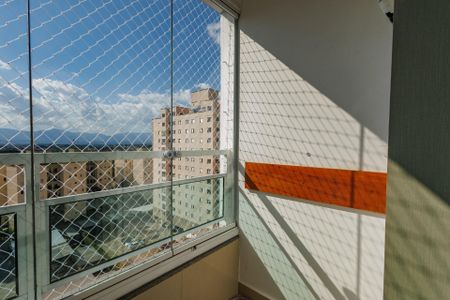 Apartamento para alugar com 65m², 2 quartos e 1 vaga Apartamento para alugar com 65m², 2 quartos e 1 vagaVaranda