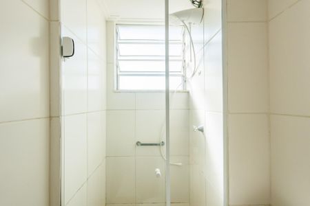 Apartamento para alugar com 65m², 2 quartos e 1 vaga Apartamento para alugar com 65m², 2 quartos e 1 vagaBanheiro da Suíte