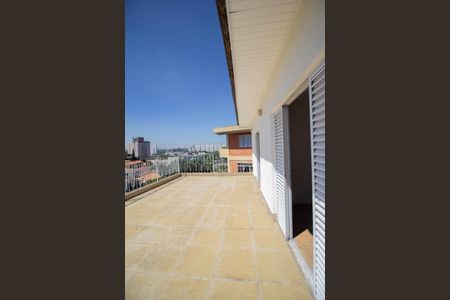 Casa para alugar com 400m², 5 quartos e 4 vagas Casa para alugar com 400m², 5 quartos e 4 vagasVaranda Quarto 3