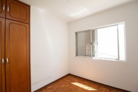 Casa para alugar com 400m², 5 quartos e 4 vagas Casa para alugar com 400m², 5 quartos e 4 vagasQuarto 1