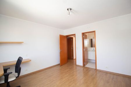 Casa para alugar com 400m², 5 quartos e 4 vagas Casa para alugar com 400m², 5 quartos e 4 vagasQuarto 4 - Suíte 3