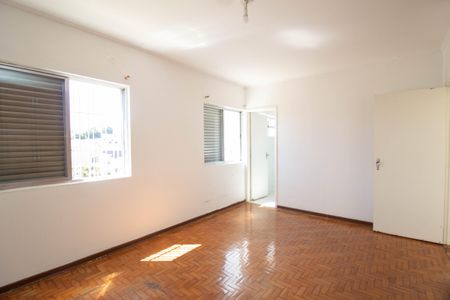 Casa para alugar com 400m², 5 quartos e 4 vagas Casa para alugar com 400m², 5 quartos e 4 vagasQuarto 2 - Suíte 1