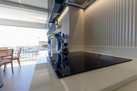 Apartamento para alugar com 60m², 2 quartos e 1 vaga Apartamento para alugar com 60m², 2 quartos e 1 vagaCozinha, Área de serviço e Varanda